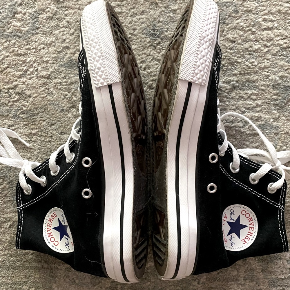 Converse Chuck Taylor All Star Classic High Tops